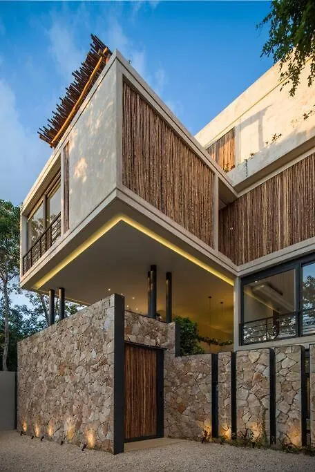 Beyond Amazing 3Bd 2Br/ Balcony Apartment Tulum Mexico