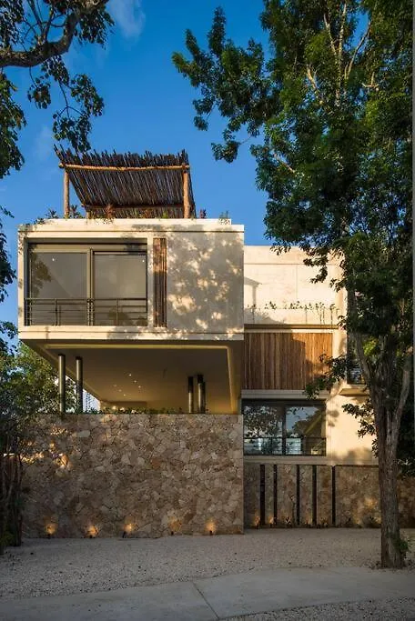 Beyond Amazing 3Bd 2Br/ Balcony Apartment Tulum