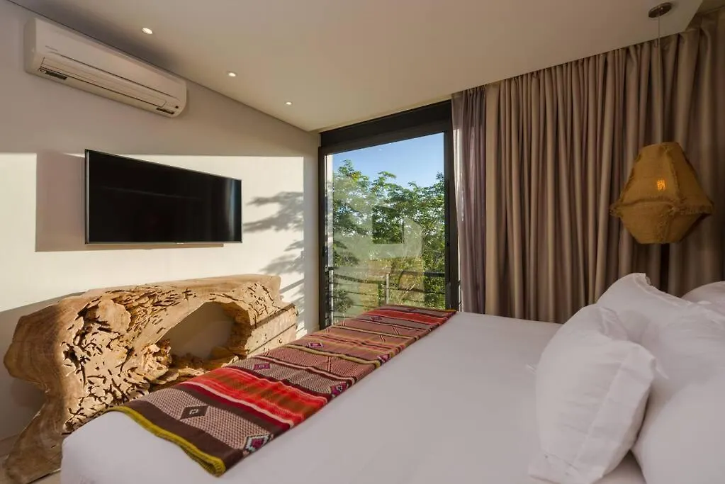 Beyond Amazing 3Bd 2Br/ Balcony Apartment Tulum